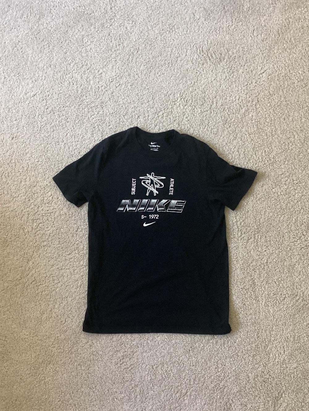 Nike Vintage Y2K Retro Graphic Tee